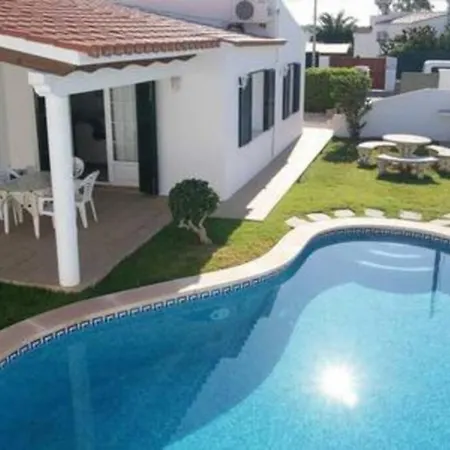 Villa With Private Pool, Spacious Garden & Bbq
